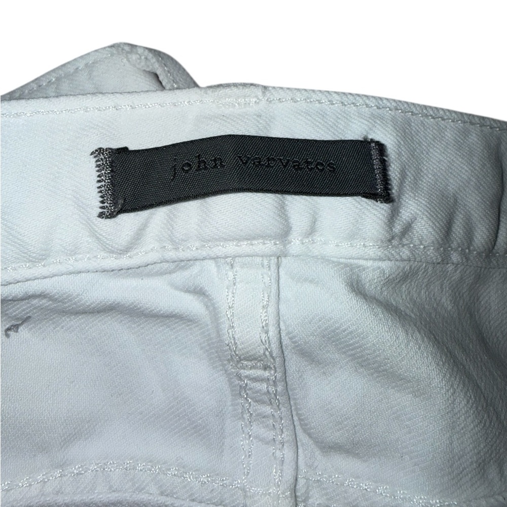 NWT John Varatose White Skinny Jeans Size 32 - Picture 3 of 6